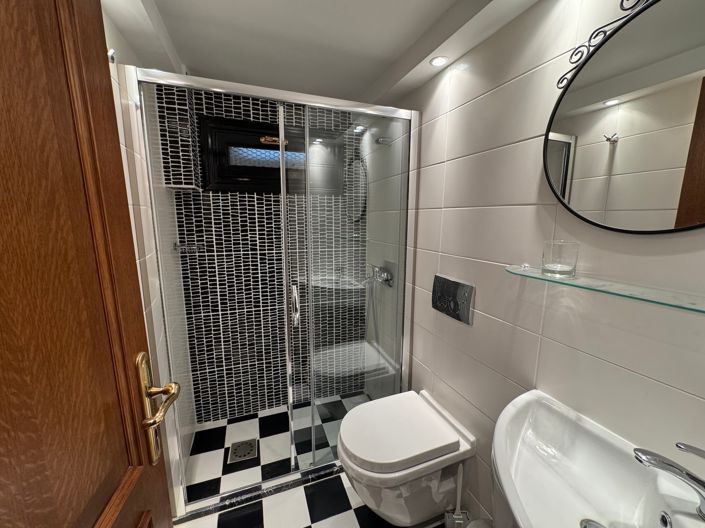 Image No.24-5 Bed Villa for sale