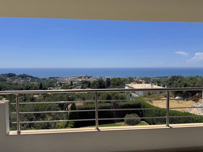 Image No.19-3 Bed Villa for sale