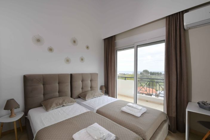 Image No.16-6 Bed Villa for sale