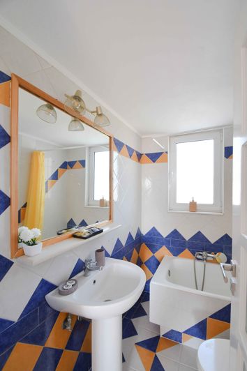 Image No.19-6 Bed Villa for sale