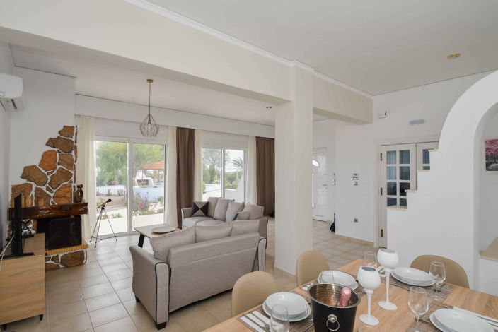 Image No.4-6 Bed Villa for sale