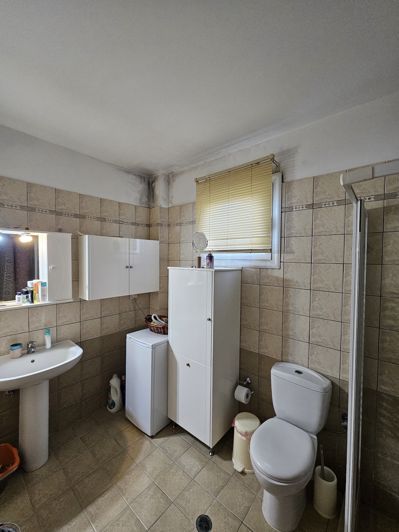 Image No.12-2 Bed Villa for sale