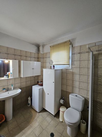 Image No.20-2 Bed Villa for sale