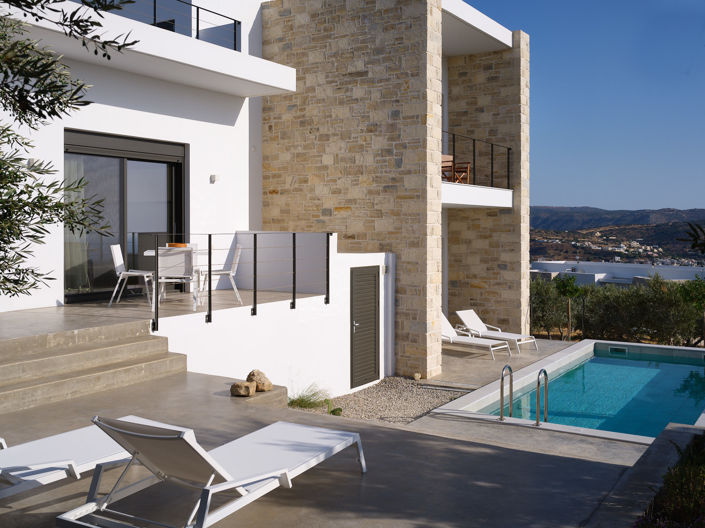 Image No.17-2 Bed Villa for sale