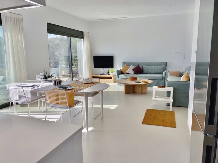 Image No.4-2 Bed Villa for sale