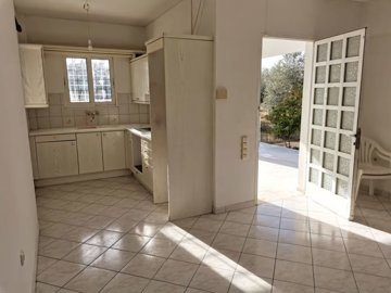elxis20at20home20in20greeceamarynthos-olive-h