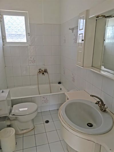 Image No.17-2 Bed House for sale