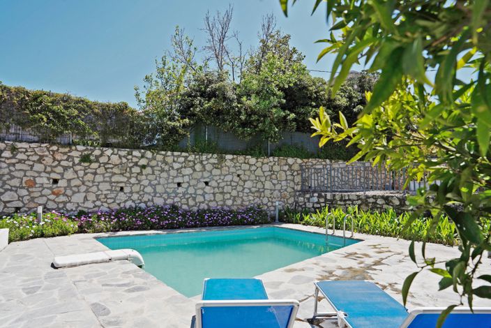 Image No.2-3 Bed Villa for sale
