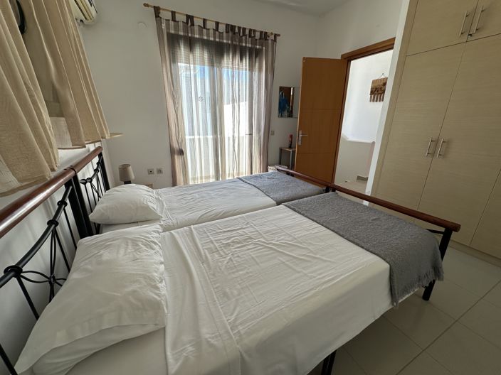 Image No.10-2 Bed Villa for sale