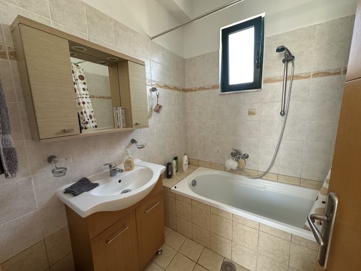 Image No.18-2 Bed Villa for sale