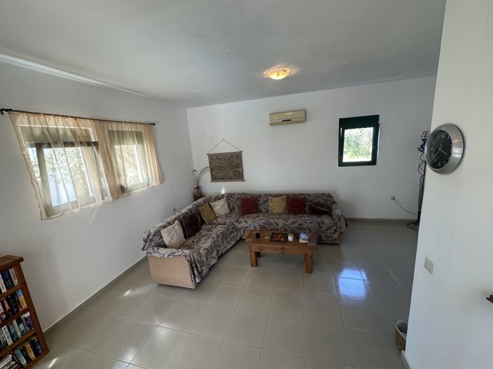 Image No.7-2 Bed Villa for sale