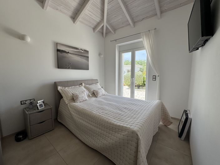 Image No.10-3 Bed Villa for sale