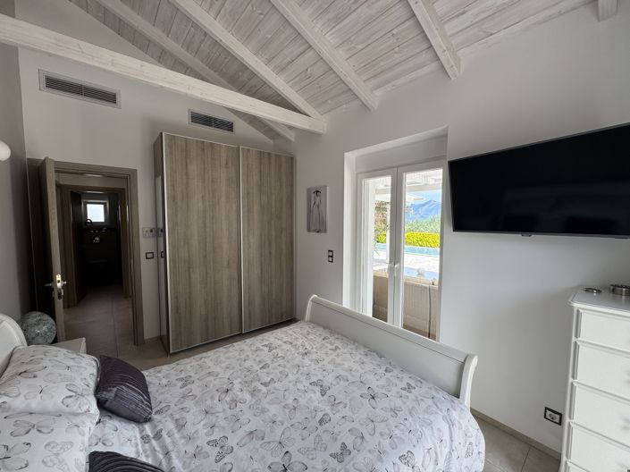 Image No.12-3 Bed Villa for sale