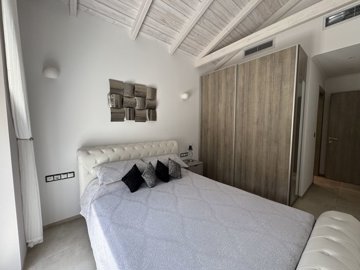 elxis20at20home20in20greeceparga-countryside-