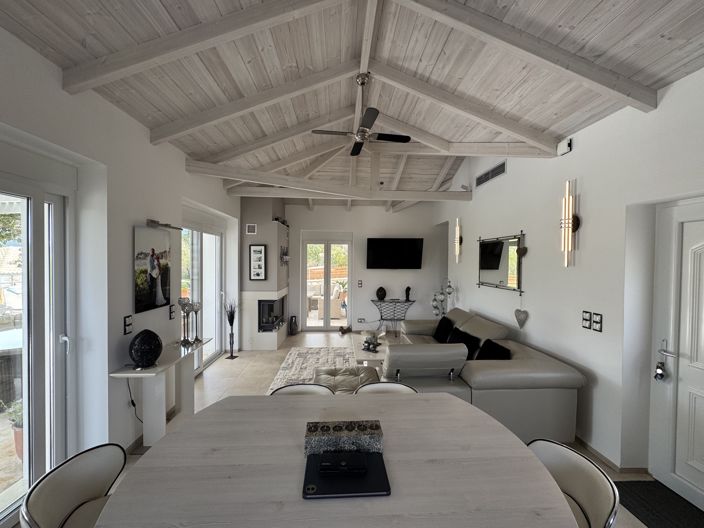 Image No.5-3 Bed Villa for sale