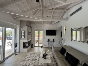 elxis20at20home20in20greeceparga-countryside-