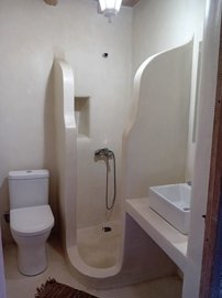 elxis20at20home20in20greecelithos-nisyros5a