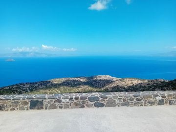 elxis20at20home20in20greecelithos-nisyros1b