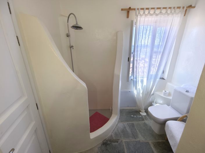 Image No.11-4 Bed Village House for sale