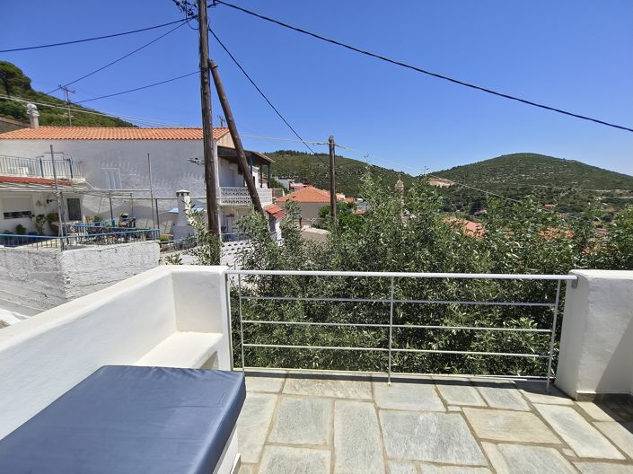 Image No.15-4 Bed Village House for sale