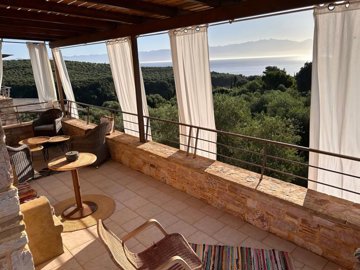elxis20at20home20in20greecemessinia-hillside-