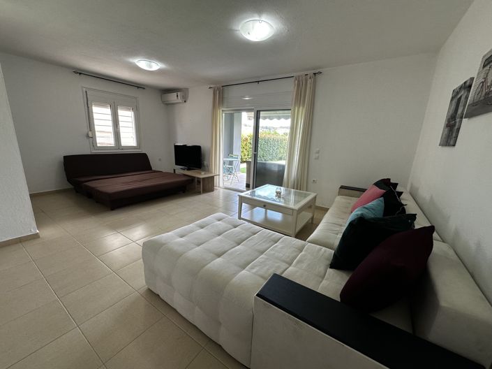 Image No.11-3 Bed Townhouse for sale