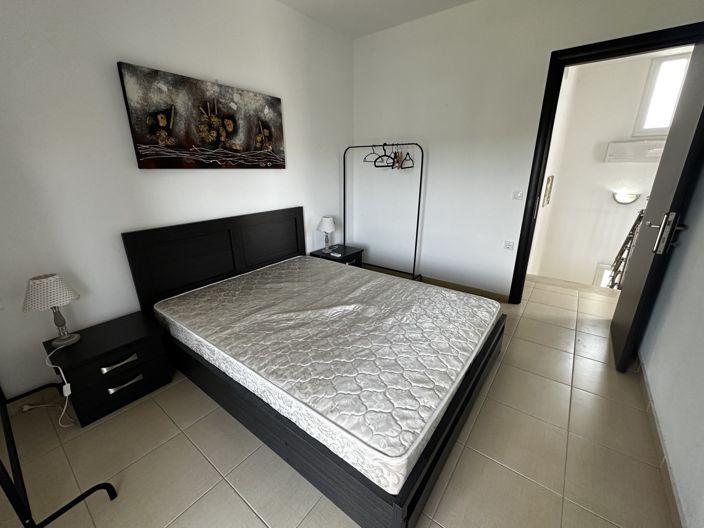 Image No.14-3 Bed Townhouse for sale