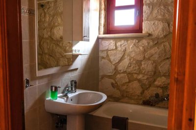 elxis20at20home20in20greecestone-villa-elia5b