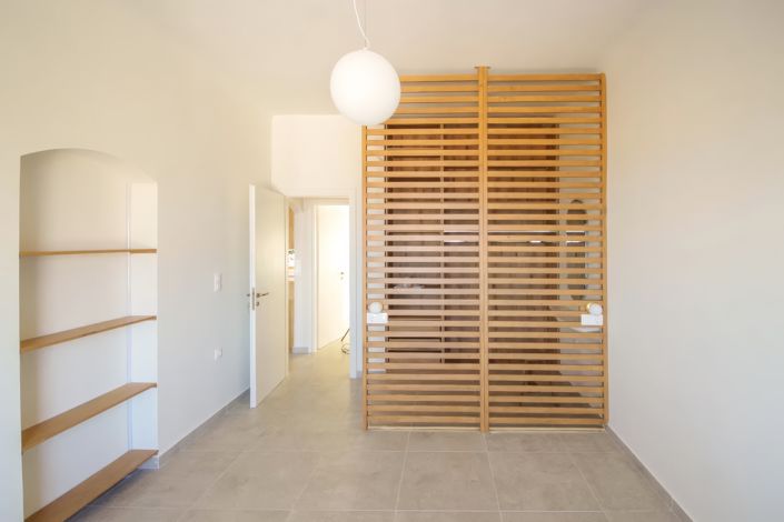 Image No.7-2 Bed House for sale