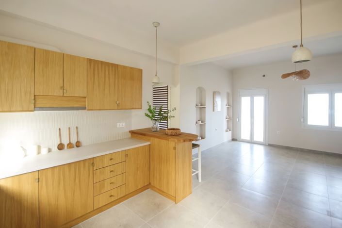 Image No.9-2 Bed House for sale