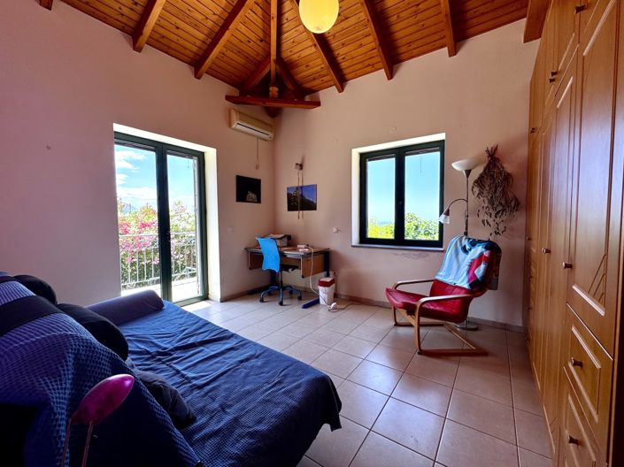 Image No.11-3 Bed Villa for sale
