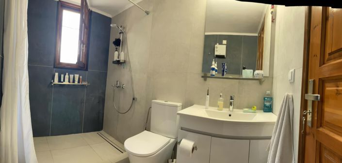 Image No.16-4 Bed House for sale
