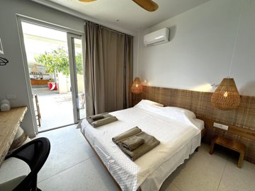 elxis20at20home20in20greece20poolside-studios