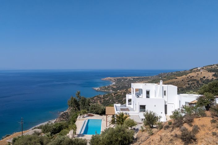 Image No.2-4 Bed Villa for sale