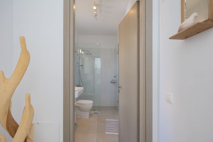 Image No.24-4 Bed Villa for sale