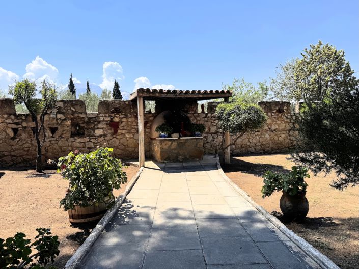 Image No.24-4 Bed Cottage for sale