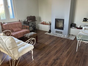 elxis20at20home20in20greececottage20by20the20