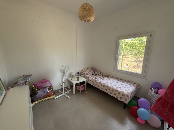 Image No.19-5 Bed House for sale