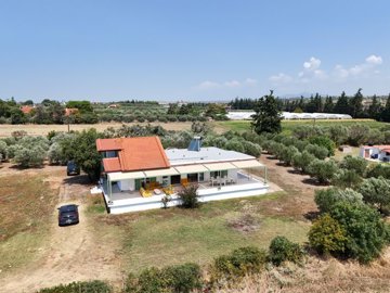 elxis-at-home-in-greececountryside-villa-epan