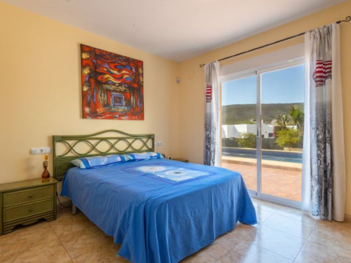 Image No.14-3 Bed Villa for sale