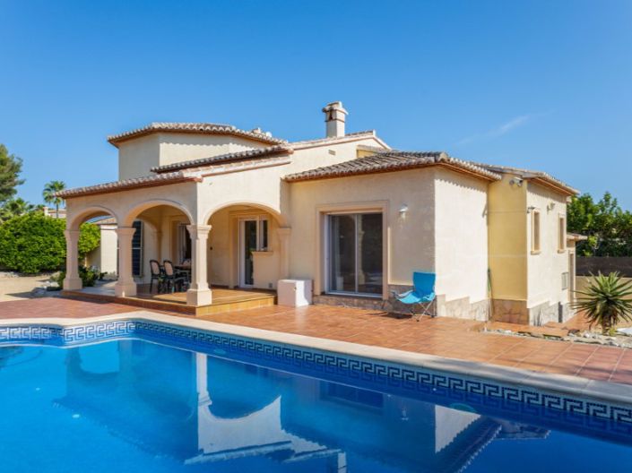 Image No.1-3 Bed Villa for sale