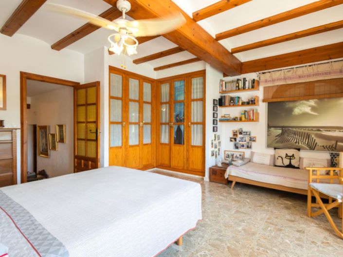 Image No.13-6 Bed Villa for sale