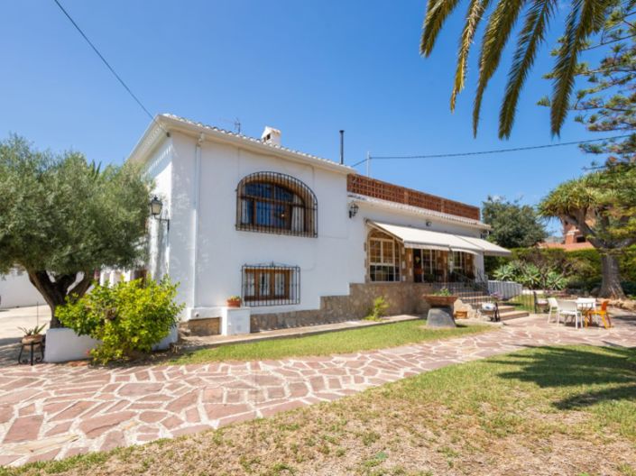 Image No.26-6 Bed Villa for sale