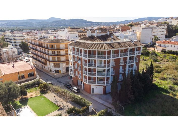 Image No.1-2 Bed Apartment for sale