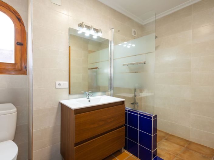 Image No.20-5 Bed Villa for sale