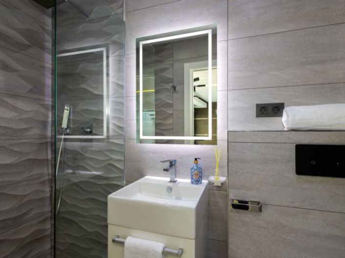 Image No.57-5 Bed Villa for sale