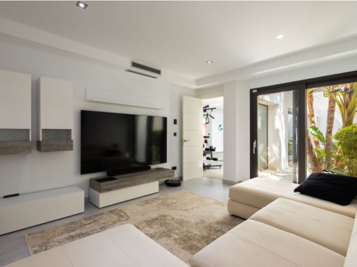 Image No.59-5 Bed Villa for sale