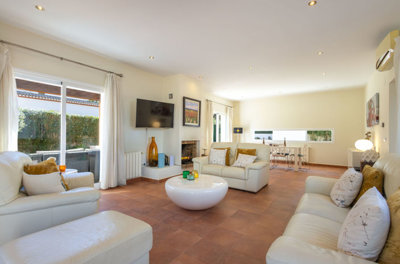 propertyattachment1eujt8t3oy20250401125442