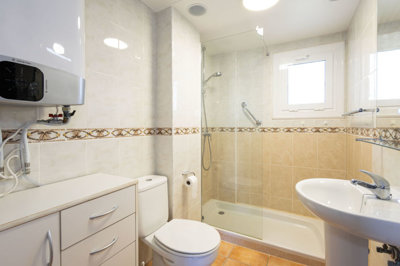 propertyattachment1hylduskyf20250401023408
