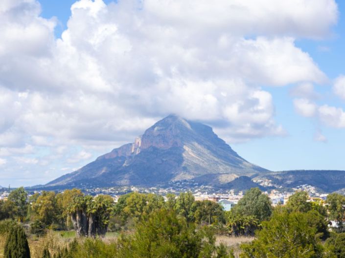 Image No.18-2 Bed Apartment for sale